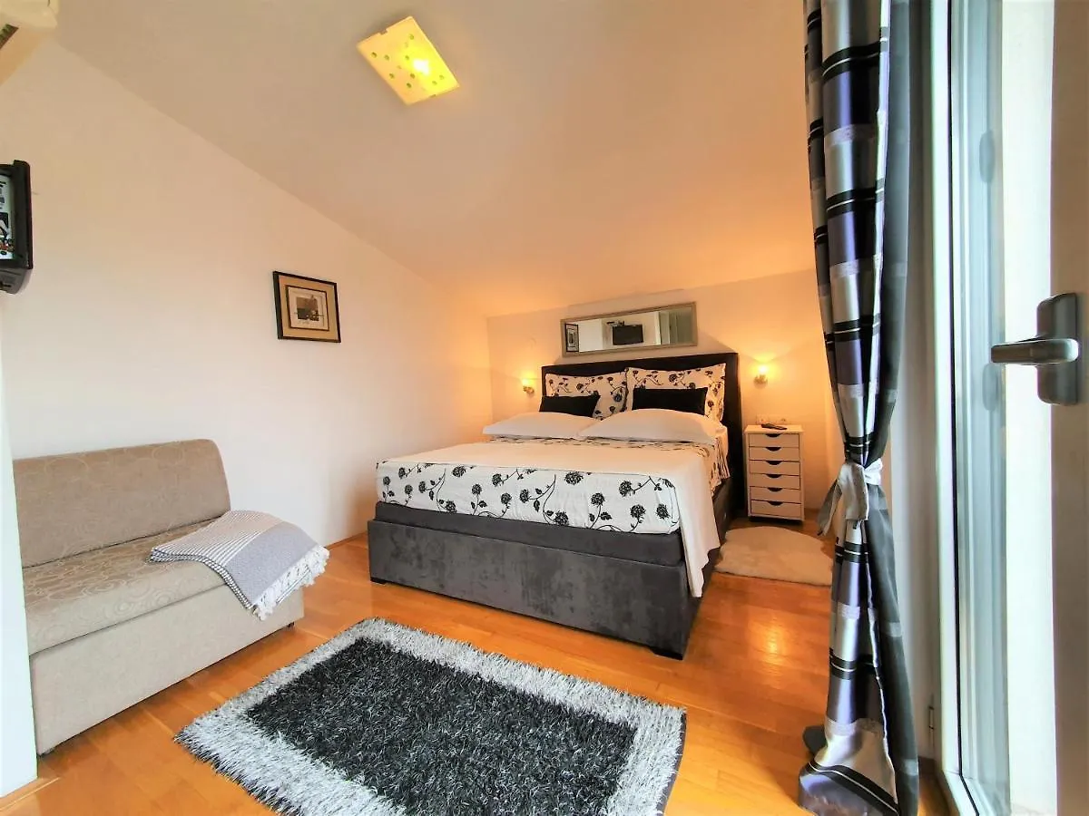Villa Mira Trogir Apartmán